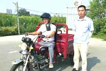 ����Ȫ��{У�ھ�����